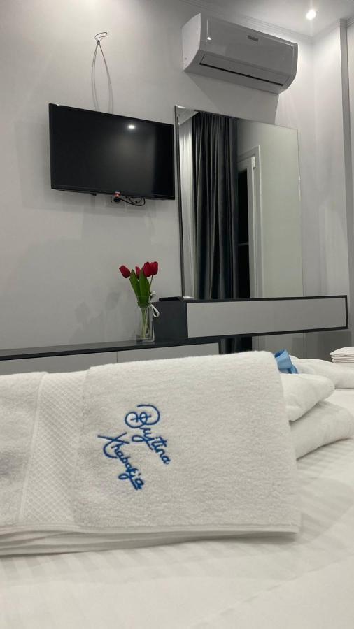 Bujtina Xhabakja 호텔 Belsh 외부 사진